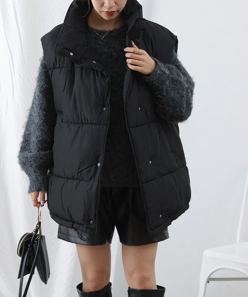 COLONY 2139（コロニートゥーワンスリーナイン）の「ファイバーダウンビッグベスト（ダウンベスト・レディース・ブラック/アイボリー・FREE）」の17枚目の写真