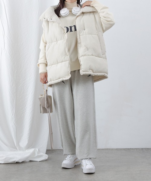 COLONY 2139（コロニートゥーワンスリーナイン）の「ファイバーダウンビッグベスト（ダウンベスト・レディース・ブラック/アイボリー・FREE）」の12枚目の写真