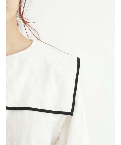 Samansa Mos2（サマンサ モスモス）の「パイピングセーラー襟ブラウス（シャツ/ブラウス・レディース・オフホワイト/チャコール/キナリ・ﾌﾘ-）」の13枚目の写真