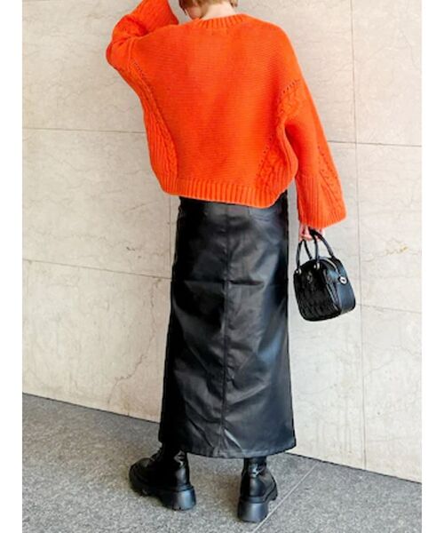 EVRIS（エヴリス）の「ディープスリットフェイクレザースカート（スカート・レディース・ブラック/アイボリー・SMALL/MEDIUM）」の7枚目の写真