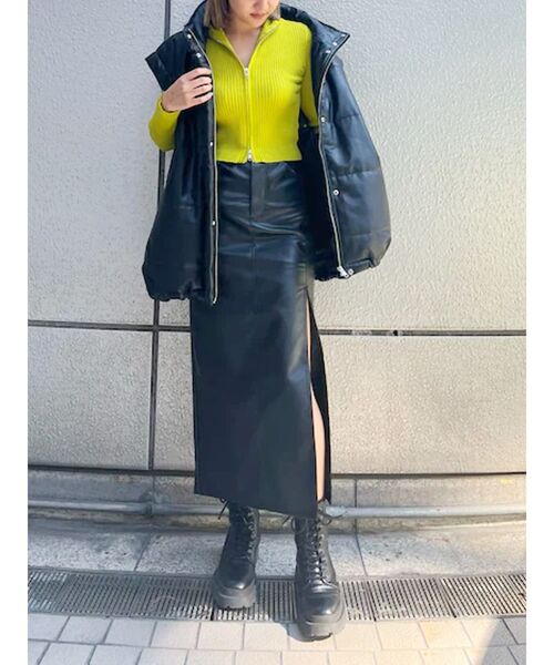 EVRIS（エヴリス）の「ディープスリットフェイクレザースカート（スカート・レディース・ブラック/アイボリー・SMALL/MEDIUM）」の9枚目の写真