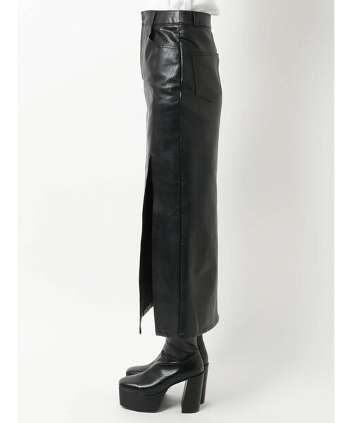 EVRIS（エヴリス）の「ディープスリットフェイクレザースカート（スカート・レディース・ブラック/アイボリー・SMALL/MEDIUM）」の22枚目の写真