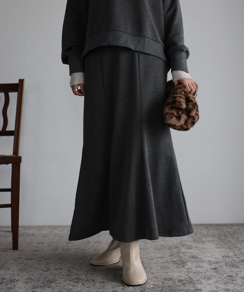 Fizz（フィズ）の「【maiko_wear × Fizz コラボ】　裏毛マーメイドスカート（スカート・レディース・ブラック/ベージュ/チャコール・M）」の20枚目の写真