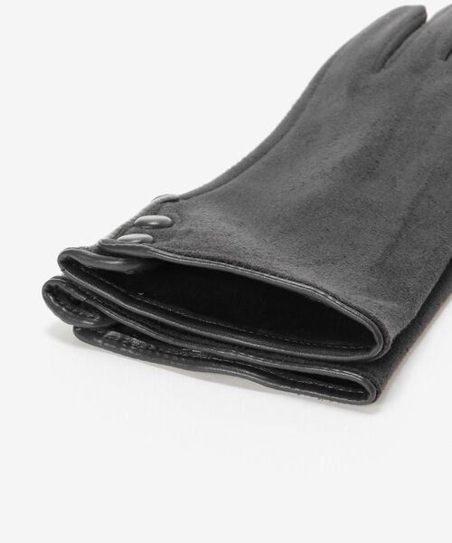 le.coeur blanc（ルクールブラン）の「SERGIO DE ROSA ボタンツキグローブ（手袋・レディース・ブラック/グレー・FREE）」の4枚目の写真