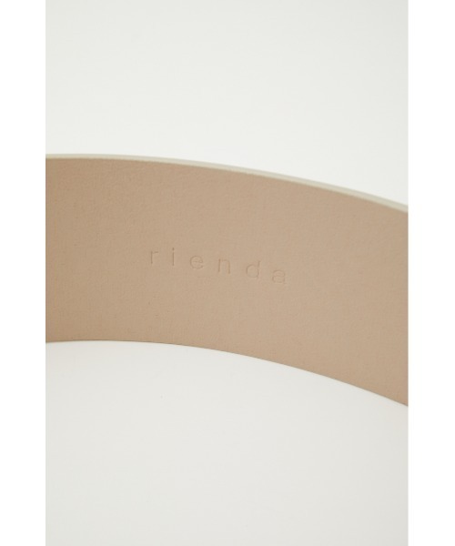 rienda（リエンダ）の「バックルポイントワイドベルト（ベルト・レディース・ライトベージュ/ブラック・FREE）」の12枚目の写真