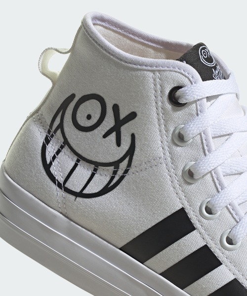 adidas(アディダス)の「ニッツァ ハイ RF × アンドレ・サライヴァ / NIZZA HIGH RF × ANDRE SARAIVA / キャンバススニーカー / ハイカット / アディダスオリジナルス adidas Originals(スニーカー・メンズ・ホワイト・22.5cm/23.0cm/23.5cm/24.0cm/24.5cm/25.0cm/25.5cm/26.0cm/26.5cm/27.0cm/27.5cm/28.0cm/28.5cm/29.0cm)」の9枚目の写真
