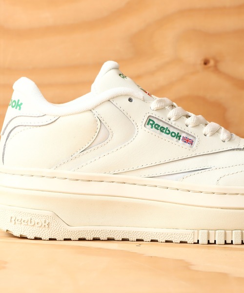 Reebok（リーボック）の「Reebok Club C Extra / リーボック クラブシー エクストラ / 厚底（スニーカー・レディース・ベージュ・24.5cm/25.0cm/23.0cm/23.5cm/24.0cm/22.5cm）」の6枚目の写真