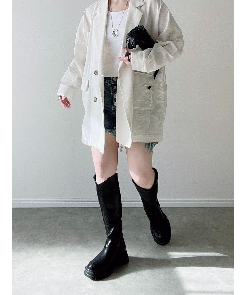 Yucca(ユッカ)の「裾フリンジデニムショートパンツ(MEKKE 低身長向け)(デニムパンツ・レディース・ブルー/サックスブルー・SMALL/MEDIUM/X-SMALL)」の5枚目の写真