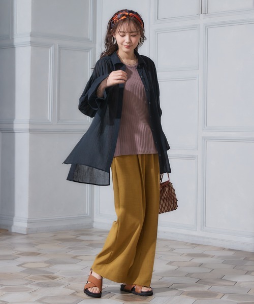 miclat（ミクラ）の「大きいサイズ　シアーギャザーシャツ　miclat（シャツ/ブラウス・レディース・ブラック/ピンク系/グリーン・L～LL/3L～4L）」の7枚目の写真