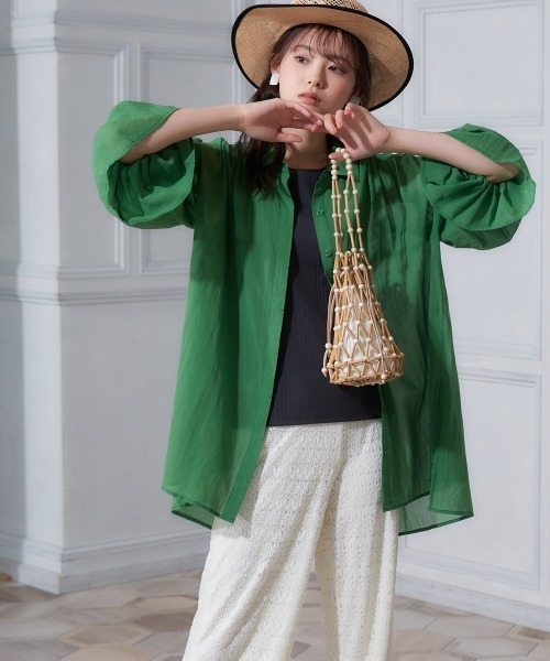 miclat（ミクラ）の「大きいサイズ　シアーギャザーシャツ　miclat（シャツ/ブラウス・レディース・ブラック/ピンク系/グリーン・L～LL/3L～4L）」の18枚目の写真