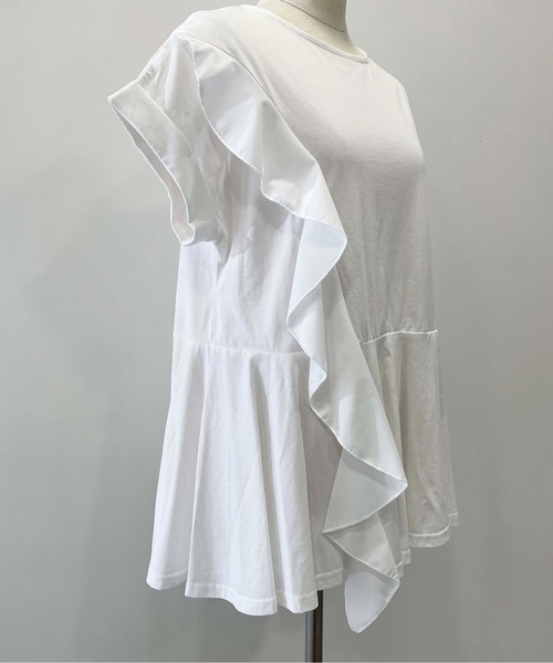 PICCIN（ピッチン）の「サイドフリルペプラムプルオーバー（Tシャツ/カットソー・レディース・オフホワイト/ブラック・M/L）」の21枚目の写真