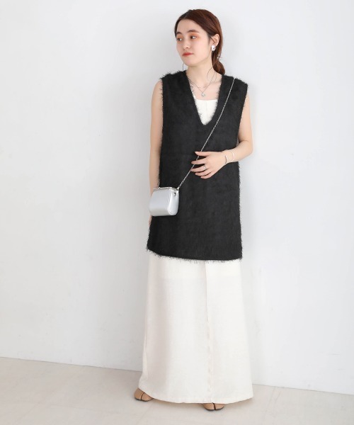 Bab(バブ)の「シアーシャギーベストトップス(ベスト・レディース・ブラック/ピンク/オフホワイト・M)」の15枚目の写真