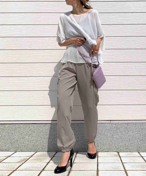 Q（キュー）の「カーゴジョガーパンツ（カーゴパンツ・レディース・グレイッシュベージュ/ブラック・MEDIUM）」の7枚目の写真