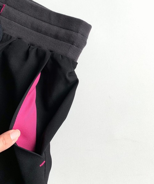 Q（キュー）の「カーゴジョガーパンツ（カーゴパンツ・レディース・グレイッシュベージュ/ブラック・MEDIUM）」の11枚目の写真