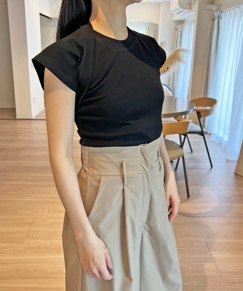 Jewelobe(ジュエローブ)の「ホルターラインコンパクトTシャツ(Tシャツ/カットソー・レディース・ホワイト/杢グレー/ブラック・FREE)」の12枚目の写真