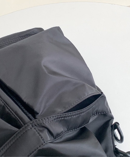 2WAYポケットナイロン巾着ショルダーバッグ（ショルダーバッグ）｜Didot.showroom（ディドット ショールーム）