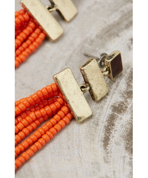 AZUL by moussy(アズールバイマウジー)の「ビーズタッセルピアス(ピアス(両耳用)・レディース・オレンジ/ブラック・FREE)」の9枚目の写真