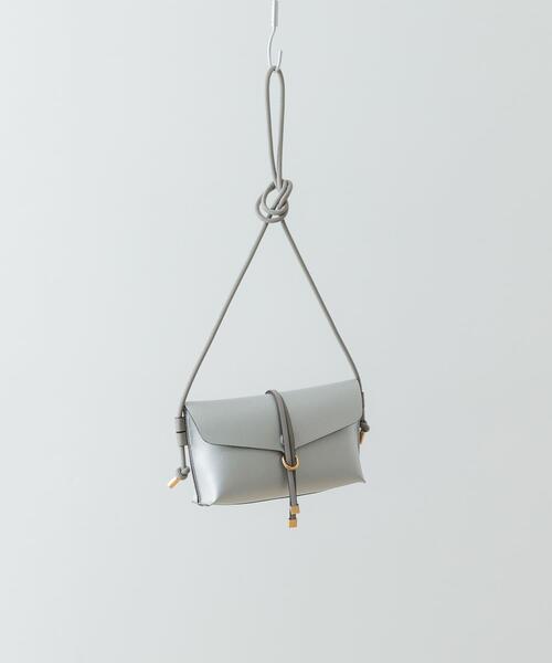 RODE SKO(ロデスコ)の「横型モバイルポシェット(ショルダーバッグ・レディース・ブラック/シルバー/アイボリー/ブラック系その他/グレー系その他/ネイビー/グリーン系その他・ONE)」の7枚目の写真