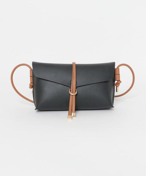 RODE SKO(ロデスコ)の「横型モバイルポシェット(ショルダーバッグ・レディース・ブラック/シルバー/アイボリー/ブラック系その他/グレー系その他/ネイビー/グリーン系その他・ONE)」の9枚目の写真