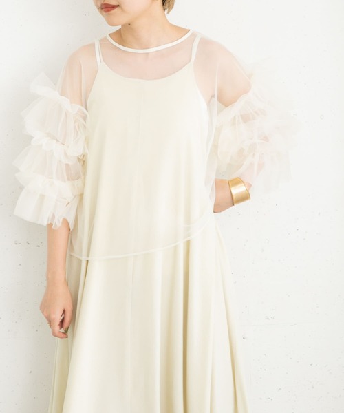 KBF（ケイビーエフ）の「ボリュームスリーブチュールプルオーバー（その他トップス・レディース・ブラック/グレー/アイボリー・ONE）」の14枚目の写真