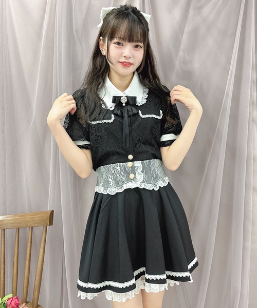 ROJITA(ロジータ)の「【TGCteen2023 summer着用アイテム/ピンク】ブローチ付きオーバーレースブラウス(シャツ/ブラウス・レディース・ブラック/ピンク/グレー・FREE)」の5枚目の写真