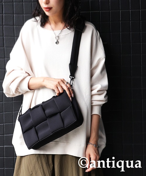 antiqua(アンティカ)の「メッシュショルダーバッグ(ショルダーバッグ・レディース・ブラック・FREE)」の14枚目の写真