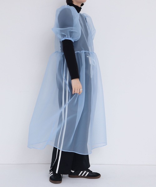I am I in fact...(アイアムアイインファクト)の「●ORGANDY flower bud ONEPIECE(ワンピース・レディース・レッド/サックスブルー/ブラック・FREE)」の15枚目の写真