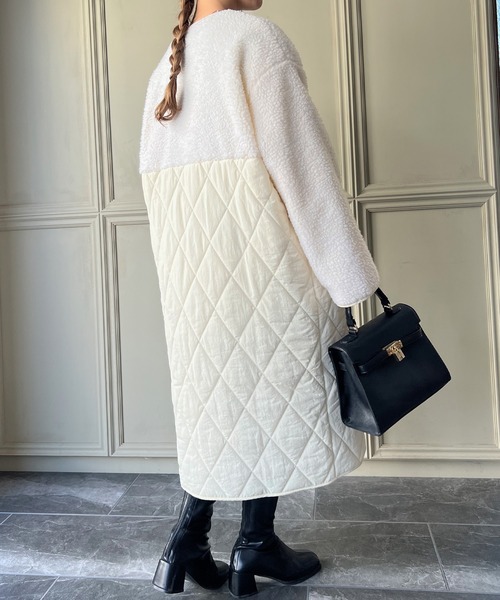 JUNOAH（ジュノア）の「キルティングボア切替ロングコート（ノーカラーコート・レディース・ブラック/ベージュ/アイボリー・LARGE/X-LARGE/MEDIUM）」の16枚目の写真