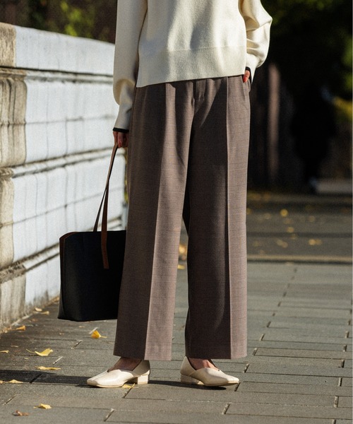 GLOBAL WORK（グローバルワーク）の「あったかウツクシルエットワイド柄パンツ/967825（その他パンツ・レディース・ネイビー/ブラウン/グレー/チャコールグレー・X-SMALL/LARGE/MEDIUM/SMALL）」の4枚目の写真