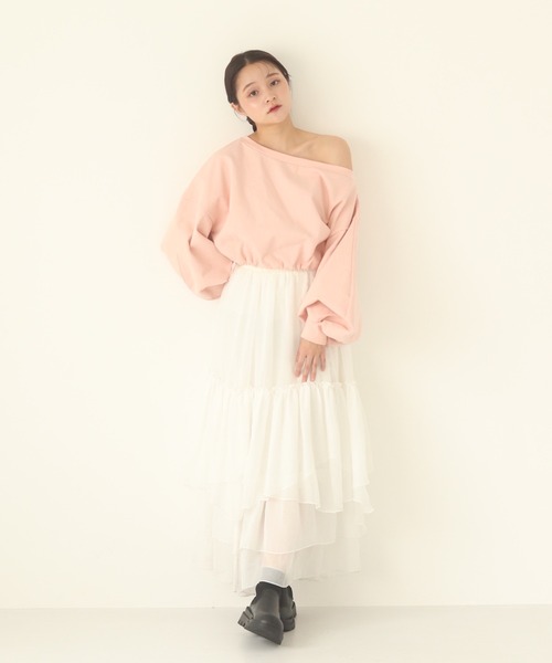 muguet(ミュゲ)の「one shoulder drost sweat(スウェット・レディース・アイボリー/ピンク・FREE)」の11枚目の写真