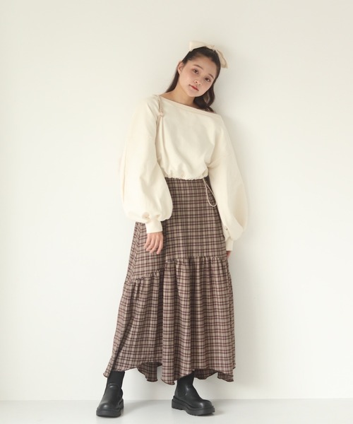 muguet(ミュゲ)の「one shoulder drost sweat(スウェット・レディース・アイボリー/ピンク・FREE)」の4枚目の写真