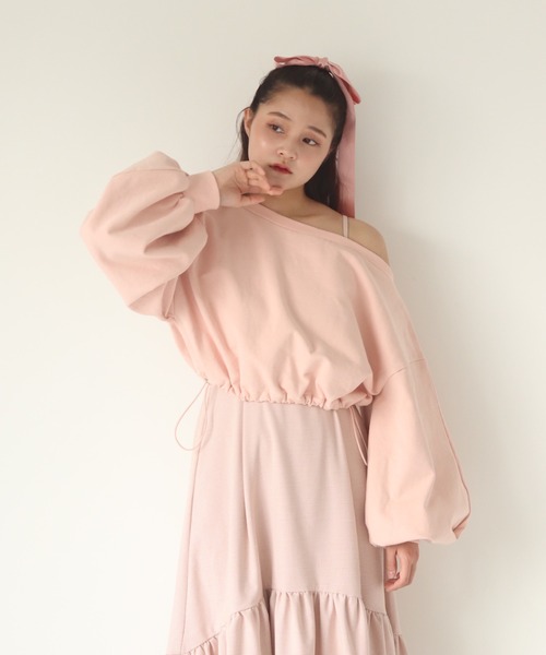 muguet(ミュゲ)の「one shoulder drost sweat(スウェット・レディース・アイボリー/ピンク・FREE)」の16枚目の写真