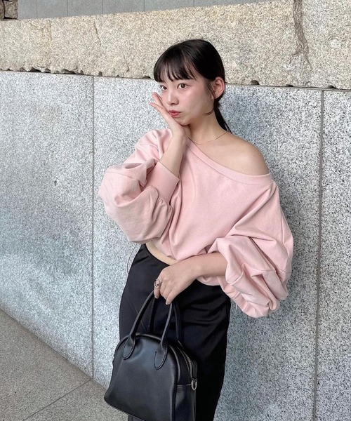 muguet(ミュゲ)の「one shoulder drost sweat(スウェット・レディース・アイボリー/ピンク・FREE)」の21枚目の写真
