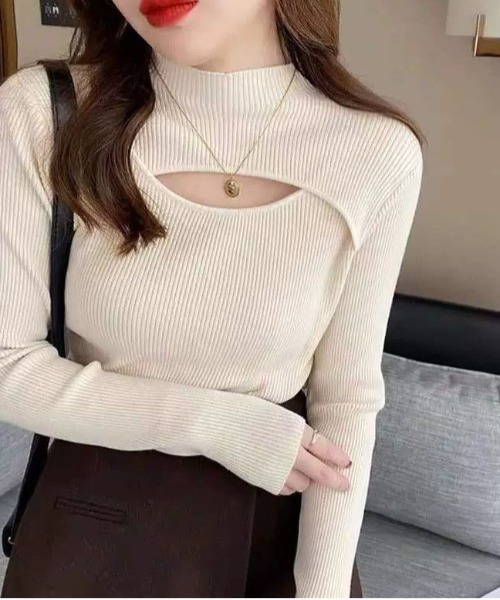 Dream garden（ドリームガーデン）の「ハイネック 胸開き ニットトップス（ニット/セーター・レディース・カーキ/ホワイト/ブラウン/ブラック・FREE）」の6枚目の写真