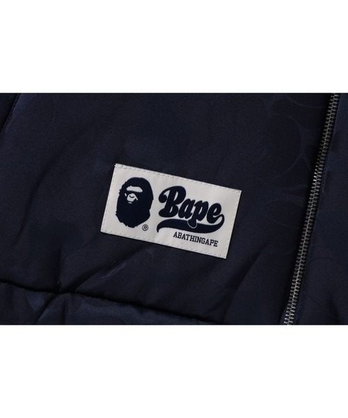A BATHING APE（アベイシングエイプ）の「TONAL SOLID CAMO SHERPA
