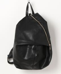 AVALON(U.Q)（アバロン）の「フェイクレザージップアシンメトリーリュック（バックパック/リュック）」