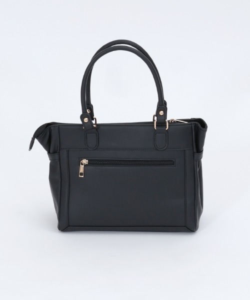 アクシーズファム　受注生産品　黒革バッグ　A4サイズOK 新品未使用 アクシーズファム 受注生産品 黒革バッグ A4サイズOK 新品未使用