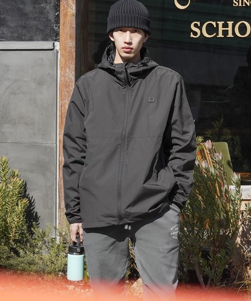 BILLABONG(ビラボン)の「BILLABONG メンズ TRANSPORT WINDBREAKER ジャケット 【2024年春夏モデル】/ビラボンナイロンウインドブレーカー(ナイロンジャケット・メンズ・ミント/ブラック・MEDIUM/LARGE/X-LARGE)」の8枚目の写真