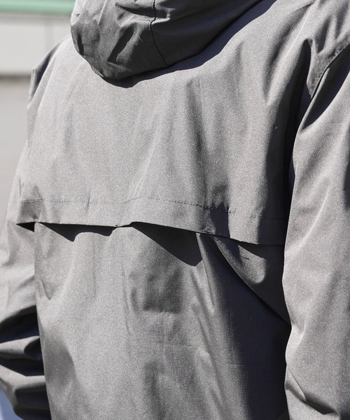 BILLABONG(ビラボン)の「BILLABONG メンズ TRANSPORT WINDBREAKER ジャケット 【2024年春夏モデル】/ビラボンナイロンウインドブレーカー(ナイロンジャケット・メンズ・ミント/ブラック・MEDIUM/LARGE/X-LARGE)」の14枚目の写真