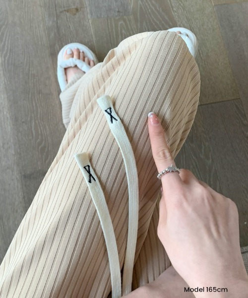 SEU(エスイーユー)の「リブセミワイドパンツ 一押し ストレートワイドパンツ リブニット(その他パンツ・レディース・ピンク/ホワイト/ブラック/グレー/ベージュ・フリー)」の22枚目の写真