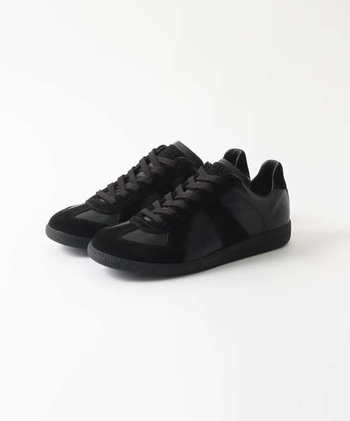 Maison Margiela（メゾンマルジェラ）の「【MAISON MARGIELA / メゾン マルジェラ】REPLICA German Trainer（スニーカー・メンズ・ブラック/ホワイト・41/42/43）」の2枚目の写真
