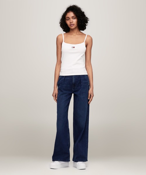 tommy jeans(トミー ジーンズ)の「バッジリブストラップトップ(キャミソール・レディース・ホワイト・X-SMALL/SMALL/MEDIUM)」の2枚目の写真
