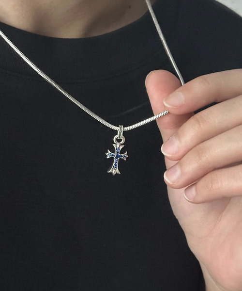 SILVER BULLET(シルバーバレット)の「『SBLT』ユニセックス 925シルバートップ リバーシブル クロスデザイン ネックレス(ネックレス・レディース・ブルー系その他/シルバー系/ホワイト/ホワイト系その他/ピンク/ブラック系その他/ブルー/シルバー/ブラック/ピンク系その他・ONE SIZE)」の6枚目の写真