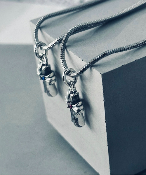 SILVER BULLET(シルバーバレット)の「『SBLT』ユニセックス 925シルバートップ リバーシブル クロスデザイン ネックレス(ネックレス・レディース・ブルー系その他/シルバー系/ホワイト/ホワイト系その他/ピンク/ブラック系その他/ブルー/シルバー/ブラック/ピンク系その他・ONE SIZE)」の15枚目の写真