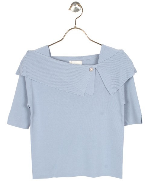 12Twelve Agenda（トゥエルブ　アジェンダ）の「【ベストセラー】アシメオフショルパール釦５分袖ニットプルオーバー（ニット/セーター・レディース・イエロー/サックスブルー/グレイッシュベージュ/ブラック/ピンク/ブルー/オフホワイト/ミント・M）」の5枚目の写真