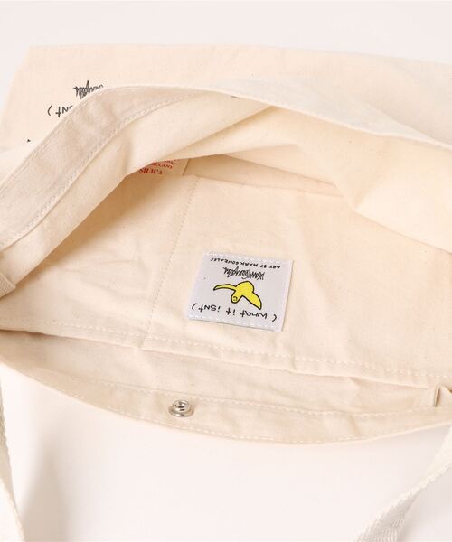 （What it isNt）ART BY MARKGONZALES（ワットイットイズント）の「【 (What it isNt) ART BY MARKGONZALES / (ワットイットイズント) アートバイ マークゴンザレス 】 キャンパス トート ショルダーバッグ メンズ レディース（ショルダーバッグ・メンズ・ホワイト系その他/ホワイト系その他3/ホワイト系その他2・FREE）」の6枚目の写真