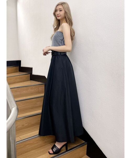 GYDA(ジェイダ)の「ロングボリューム フレアスカート(スカート・レディース・ブラック/ベージュ・FREE)」の3枚目の写真