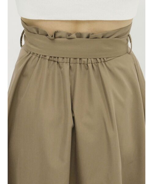 GYDA(ジェイダ)の「ロングボリューム フレアスカート(スカート・レディース・ブラック/ベージュ・FREE)」の13枚目の写真