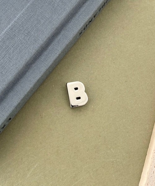 Me%(ミィパーセント)の「推し活イニシャルパーツ 109507(その他雑貨・レディース・G/I/R/B/P/Y/L/M/N/K/A/J/Q/X/H/O/Z/D/E/F/その他2/C/S/その他1/T/U/V/W・FREE)」の4枚目の写真