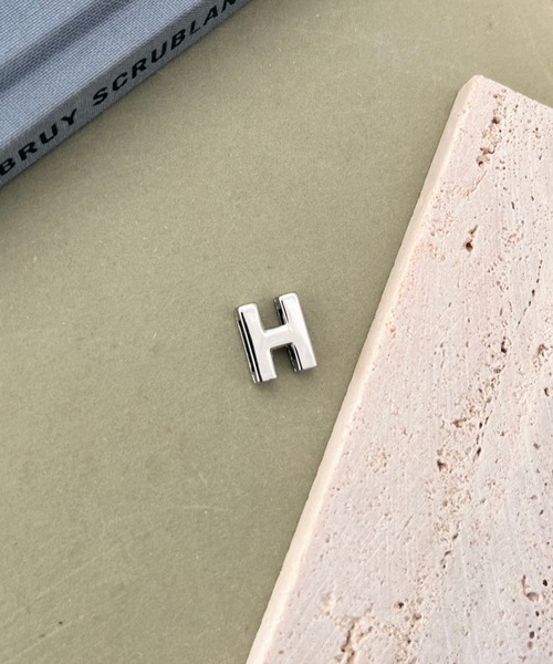 Me%(ミィパーセント)の「推し活イニシャルパーツ 109507(その他雑貨・レディース・G/I/R/B/P/Y/L/M/N/K/A/J/Q/X/H/O/Z/D/E/F/その他2/C/S/その他1/T/U/V/W・FREE)」の10枚目の写真